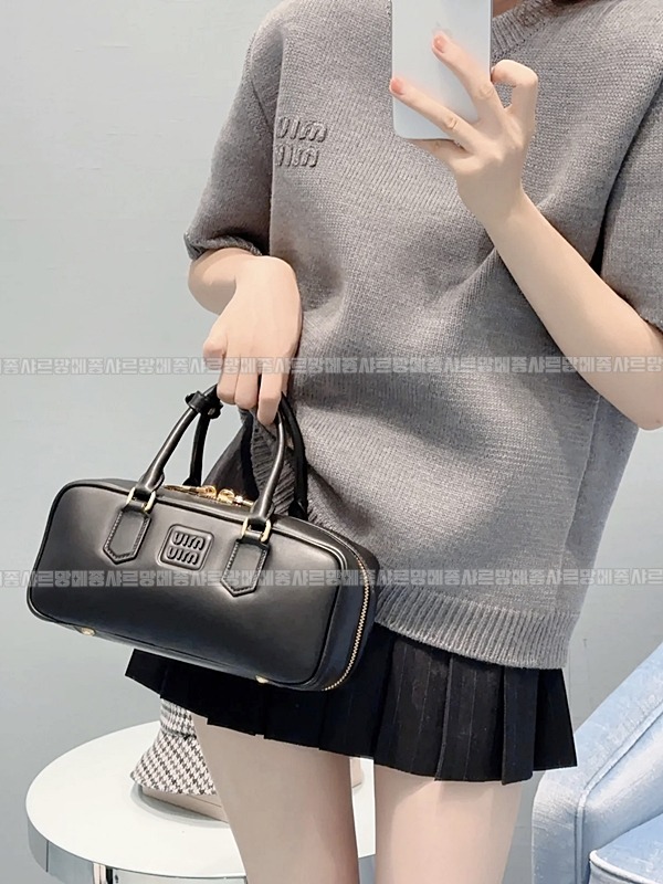 미우미우아르카디백  20260314-143957-022루.jpg