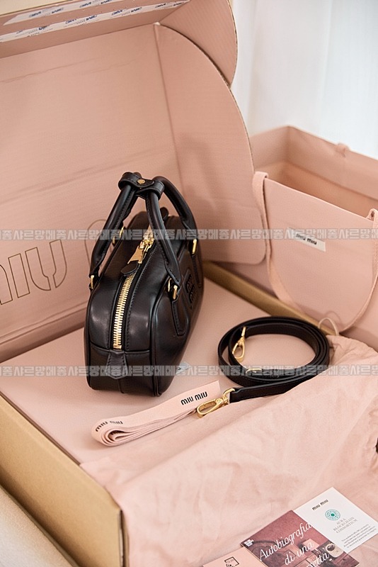 미우미우아르카디백  20260314-144631-024루.jpg