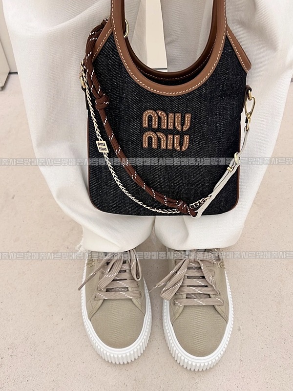 미우미우아이비데님백 20260315-112217-023루.jpg