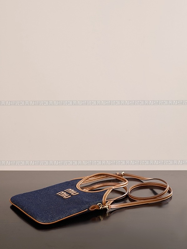 미우미우아이비데님백 20260315-112214-008루.jpg