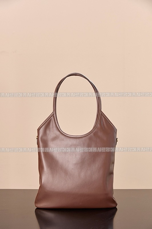 미우미우아이비캔버스토트백 20260315-113309-002루.jpg