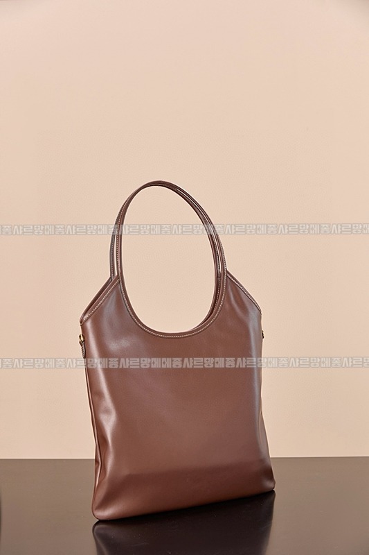 미우미우아이비캔버스토트백 20260315-113309-004루.jpg