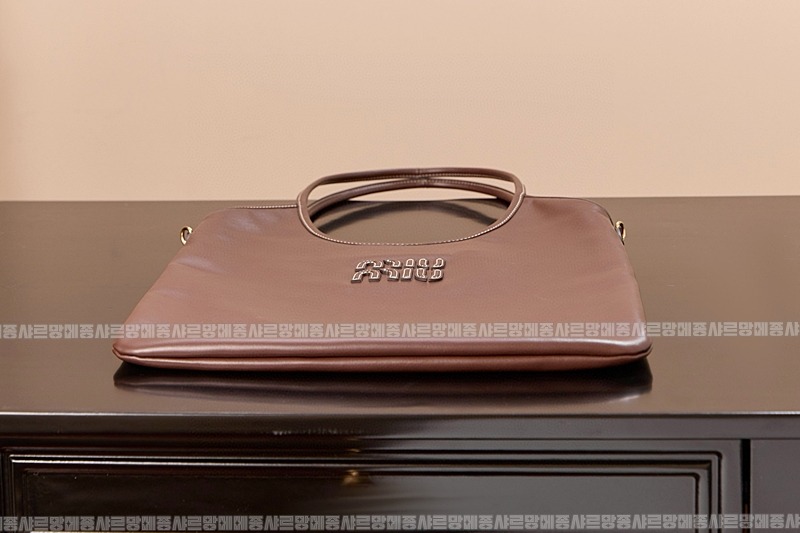 미우미우아이비캔버스토트백 20260315-113310-007루.jpg