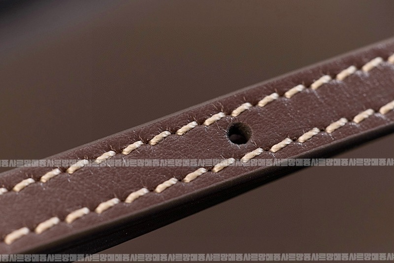 미우미우아이비캔버스토트백 20260315-113903-015루.jpg