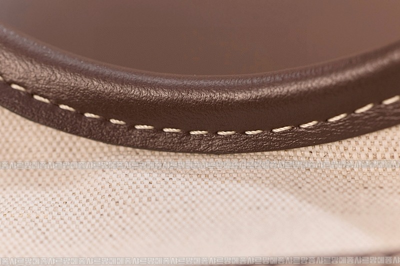 미우미우아이비캔버스토트백 20260315-113903-019루.jpg