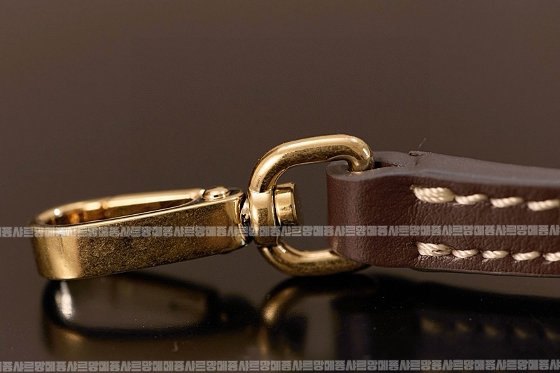 미우미우아이비캔버스토트백 20260315-113904-023루.jpg