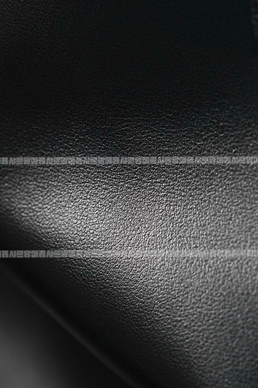 미우미우아이비캔버스토트백 20260315-115607-011루.jpg