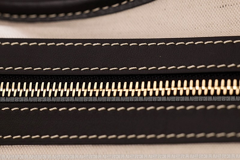 미우미우아이비캔버스토트백 20260315-115608-018루.jpg