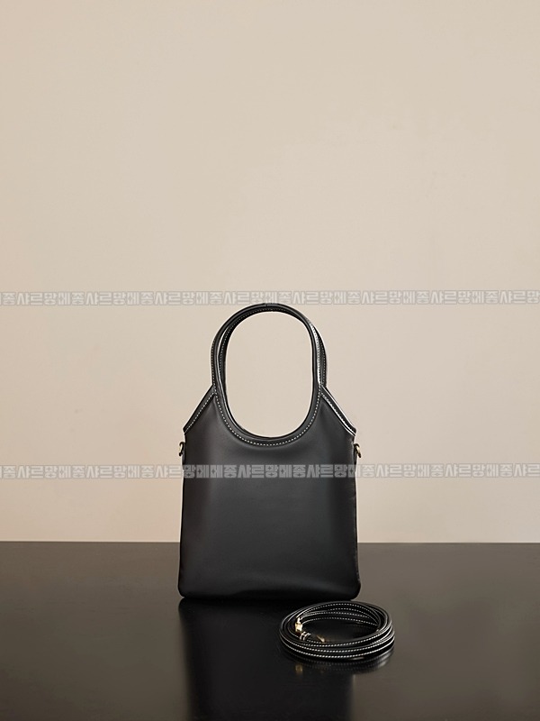 미우미우아이비캔버스토트백 20260315-115954-002루.jpg