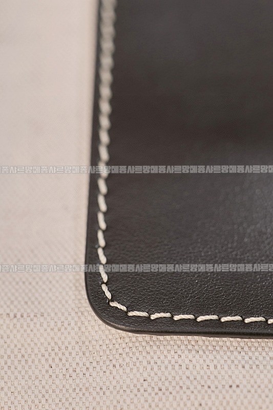 미우미우아이비캔버스토트백 20260315-115957-017루.jpg