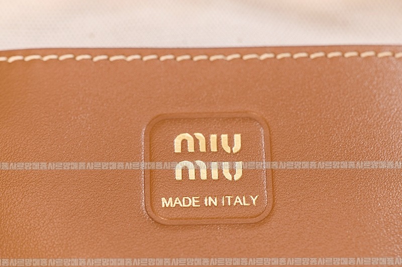 미우미우아이비캔버스토트백 20260315-120925-018루.jpg