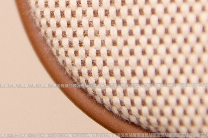 미우미우아이비캔버스토트백 20260315-125116-011루.jpg