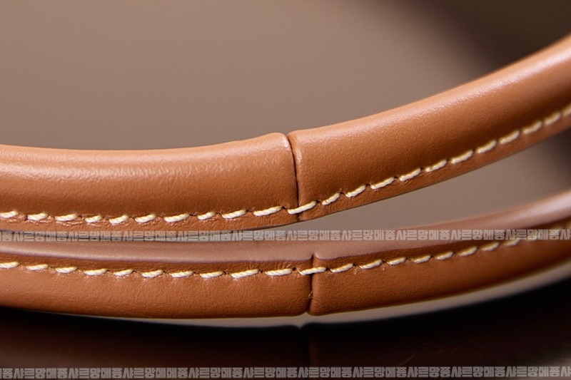 미우미우아이비캔버스토트백 20260315-125117-016루.jpg