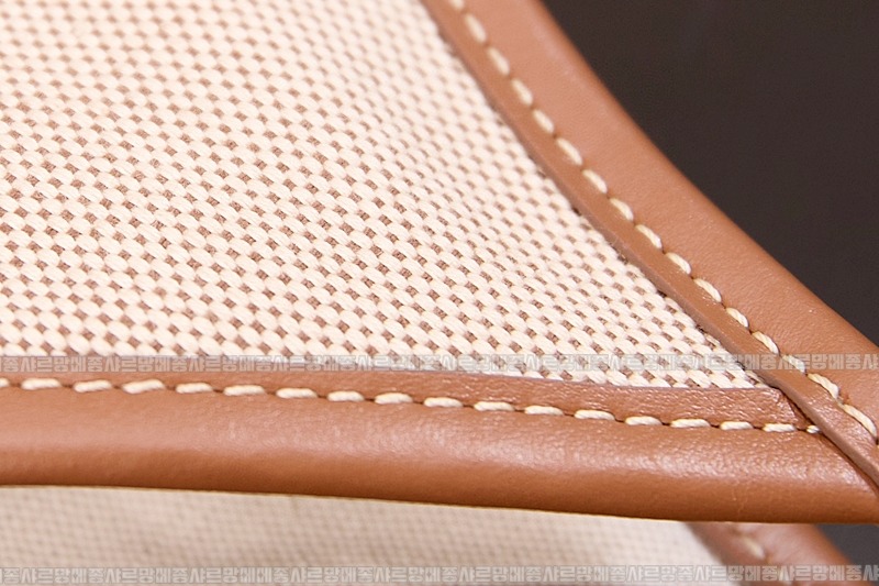 미우미우아이비캔버스토트백 20260315-125117-017루.jpg