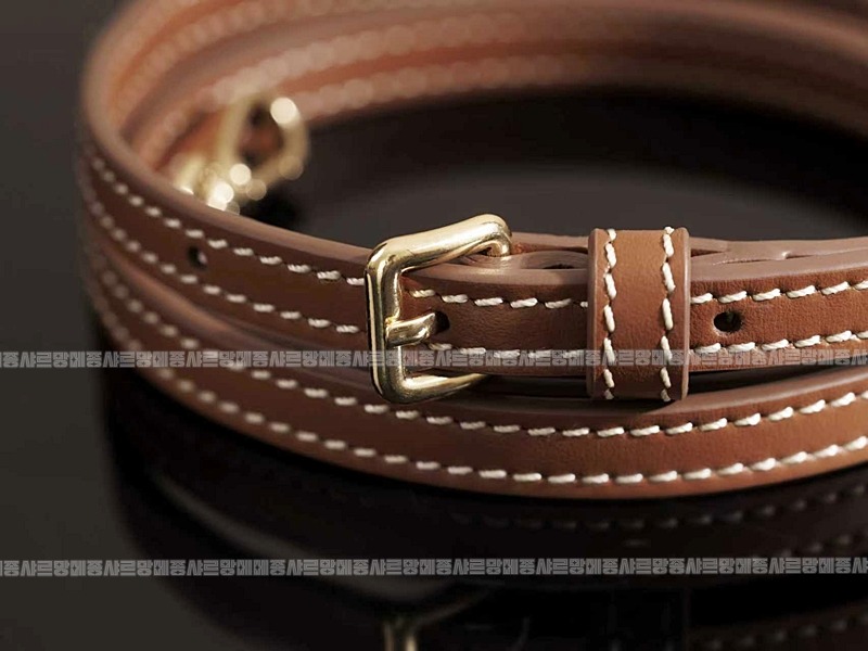 미우미우아이비캔버스토트백 20260315-125448-015루.jpg