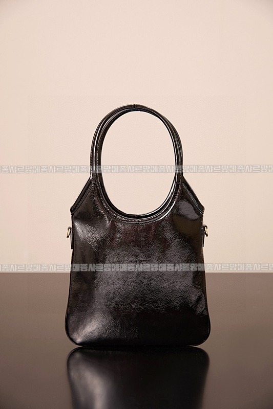 미우미우아이비캔버스토트백 20260315-125737-004루.jpg