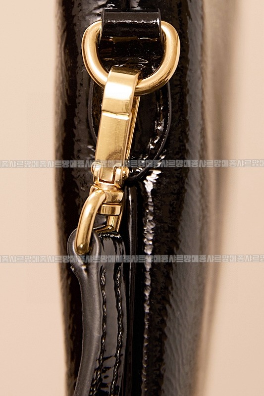 미우미우아이비캔버스토트백 20260315-125738-012루.jpg