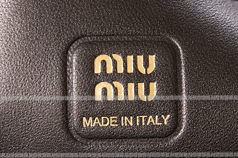 미우미우아이비캔버스토트백 20260315-125738-015루.jpg