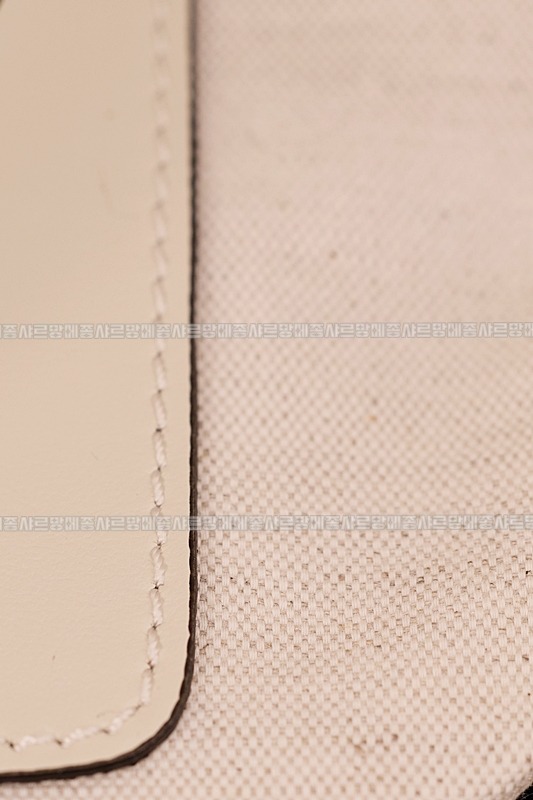 미우미우아이비캔버스토트백 20260315-131558-018루.jpg