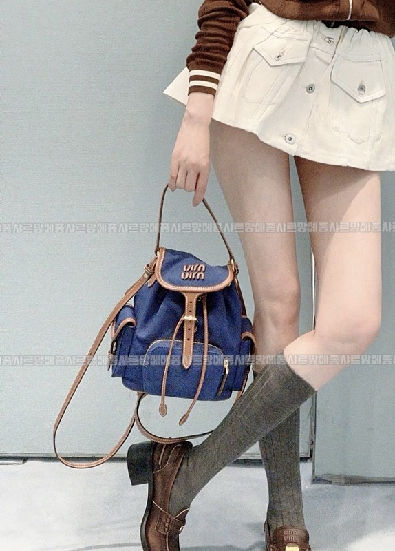 미우미우켄버스및가죽백팩 20260315-133117-020루.jpg