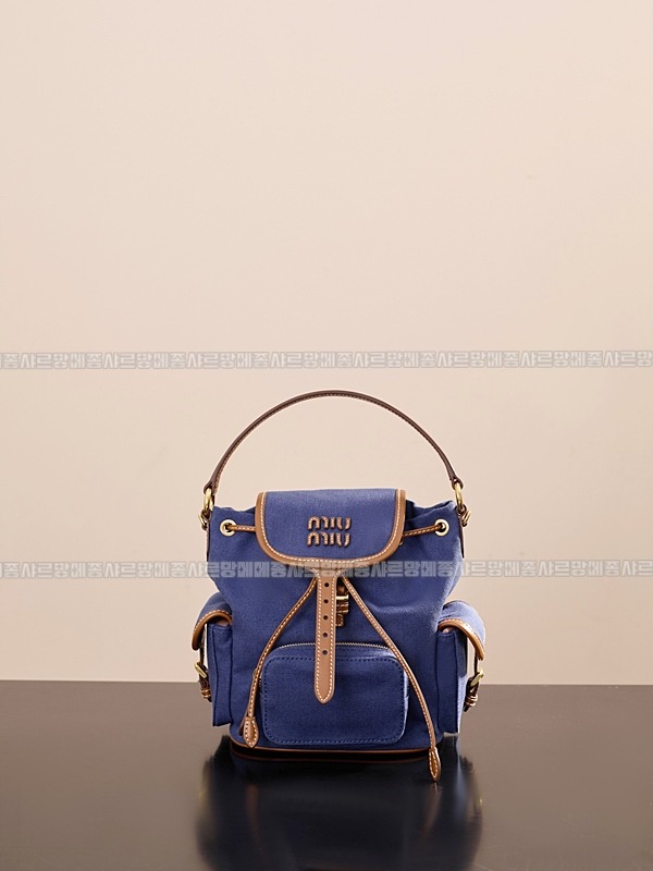 미우미우켄버스및가죽백팩 20260315-133113-005루.jpg