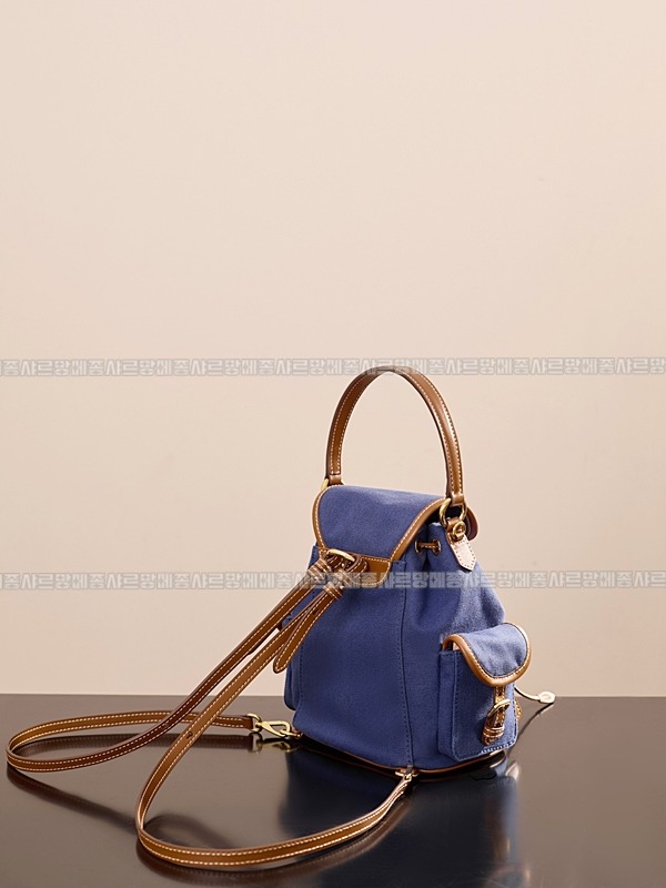 미우미우켄버스및가죽백팩 20260315-133113-004루.jpg