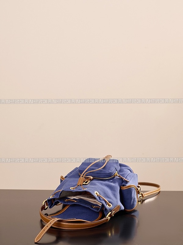 미우미우켄버스및가죽백팩 20260315-133114-009루.jpg