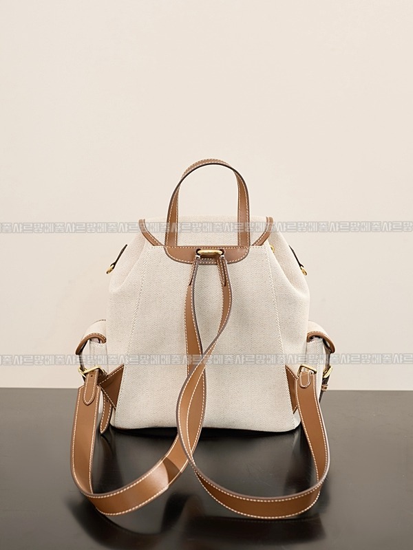 미우미우켄버스가죽백팩 20260315-135414-004루.jpg