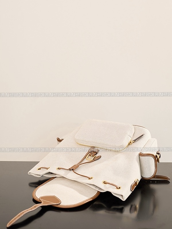 미우미우켄버스가죽백팩 20260315-135415-009루.jpg