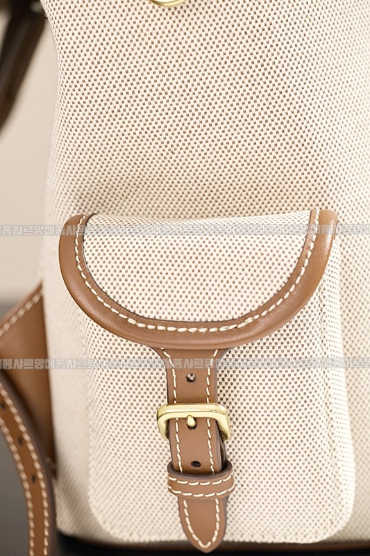 미우미우켄버스가죽백팩 20260315-135415-011루.jpg