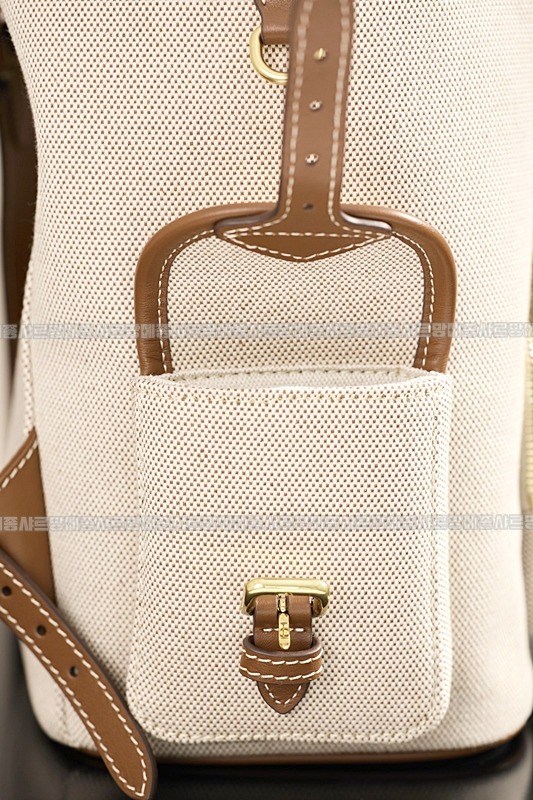 미우미우켄버스가죽백팩 20260315-135415-012루.jpg