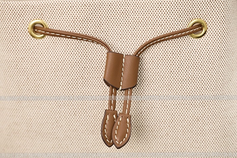 미우미우켄버스가죽백팩 20260315-135416-014루.jpg