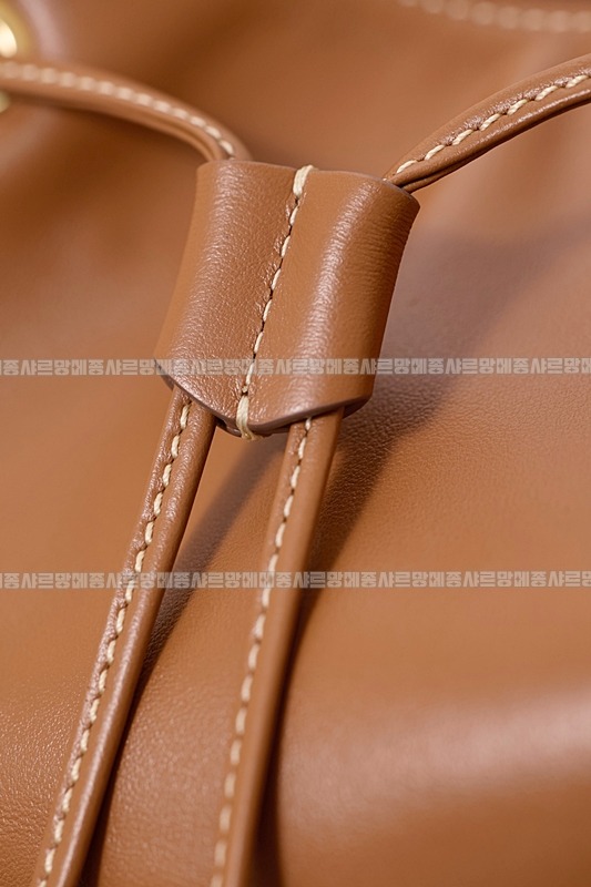 미우미우켄버스가죽백팩 20260315-140443-015루.jpg