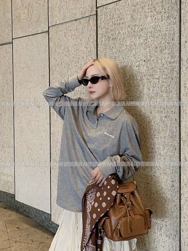 미우미우켄버스가죽백팩 20260315-141129-002루.jpg