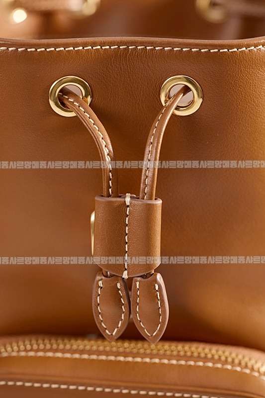 미우미우켄버스가죽백팩 20260315-140955-011루.jpg