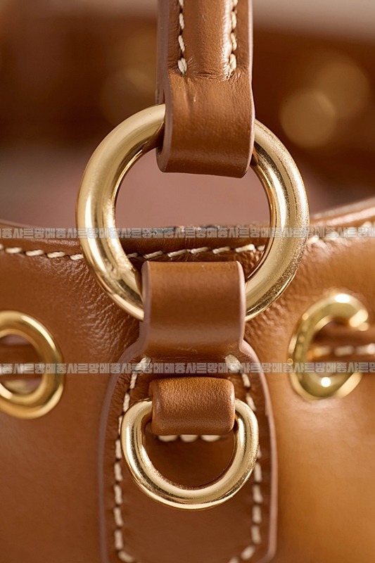 미우미우켄버스가죽백팩 20260315-140956-015루.jpg