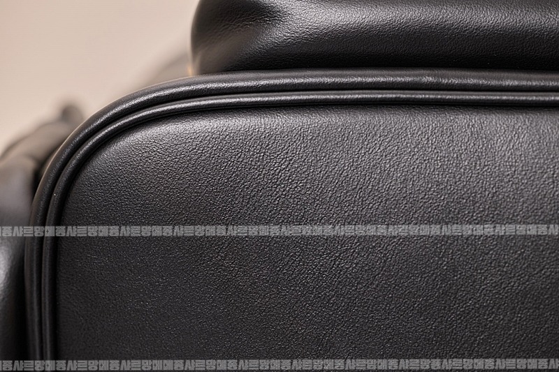 미우미우멀티포켓레더백팩 20260315-151807-010루.jpg