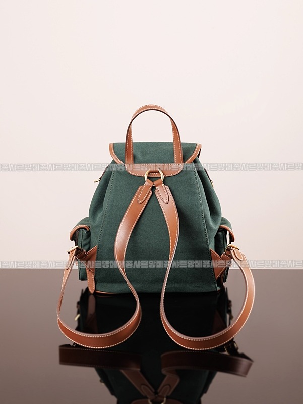 미우미우캔버스가죽백팩 20260315-152837-003루.jpg