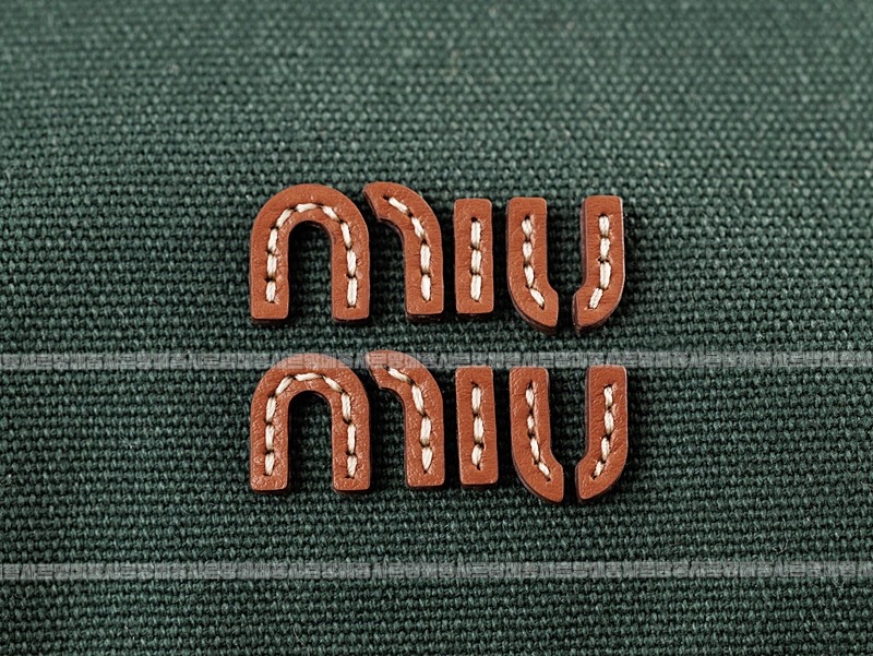 미우미우캔버스가죽백팩 20260315-152838-010루.jpg