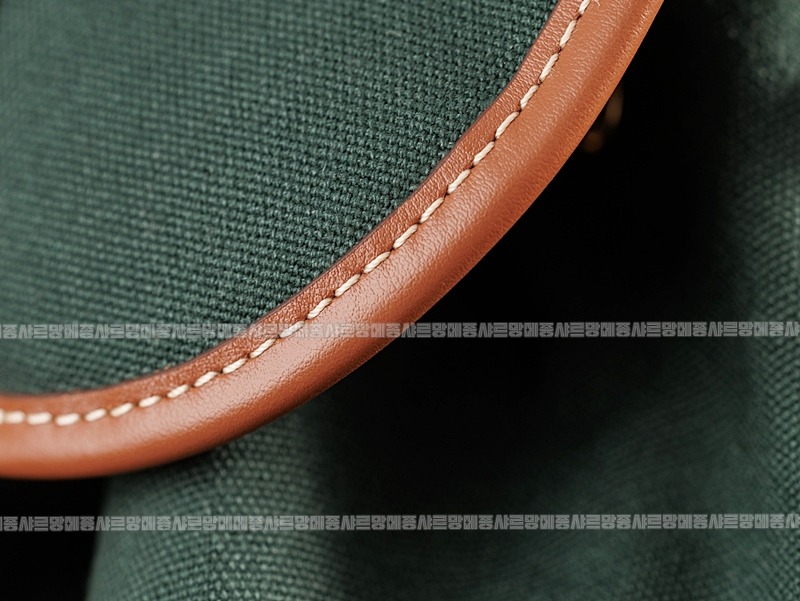 미우미우캔버스가죽백팩 20260315-152838-011루.jpg