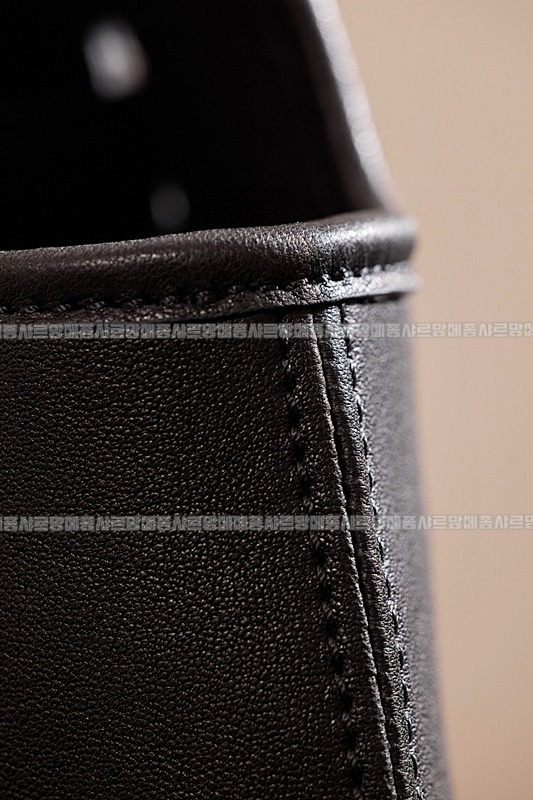 미우미우아방뛰르나파가죽백  20260316-100716-018루.jpg