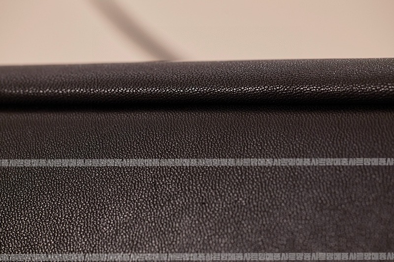 미우미우아방뛰르나파가죽백  20260316-100717-021루.jpg