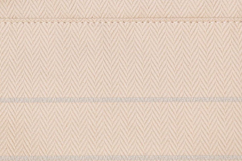 미우미우아방뛰르나파가죽백  20260316-103539-017루.jpg