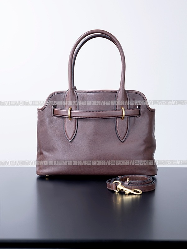 미우미우아방뛰르나파가죽백  20260316-110040-003루.jpg