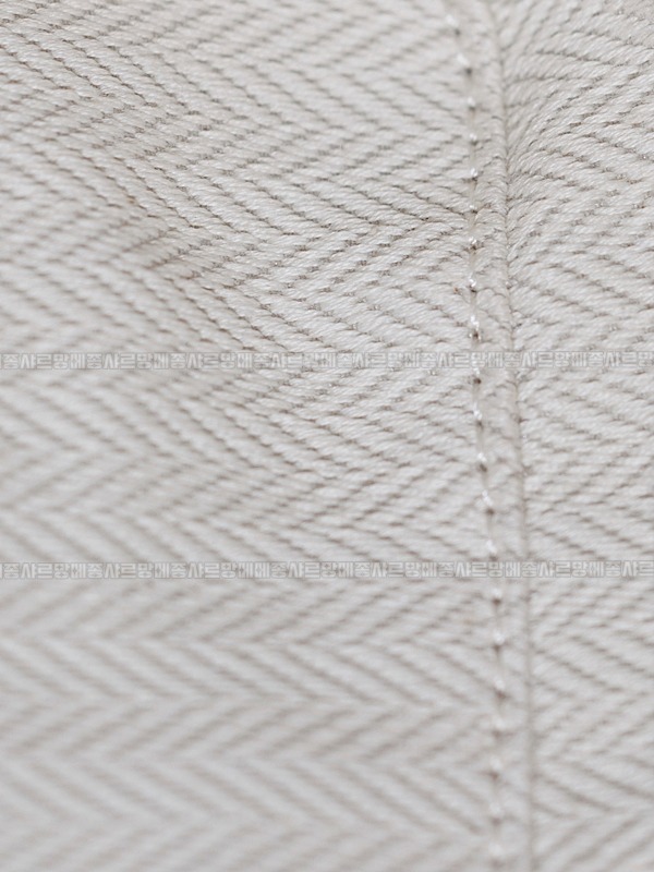 미우미우아방뛰르나파가죽백  20260316-110044-019루.jpg