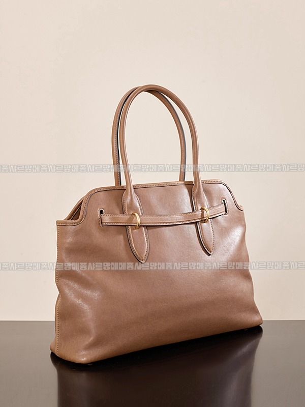 미우미우아방뛰르나파가죽백  20260316-111512-004루.jpg