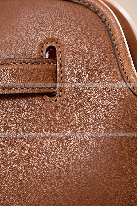 미우미우아방뛰르나파가죽백  20260316-111852-013루.jpg