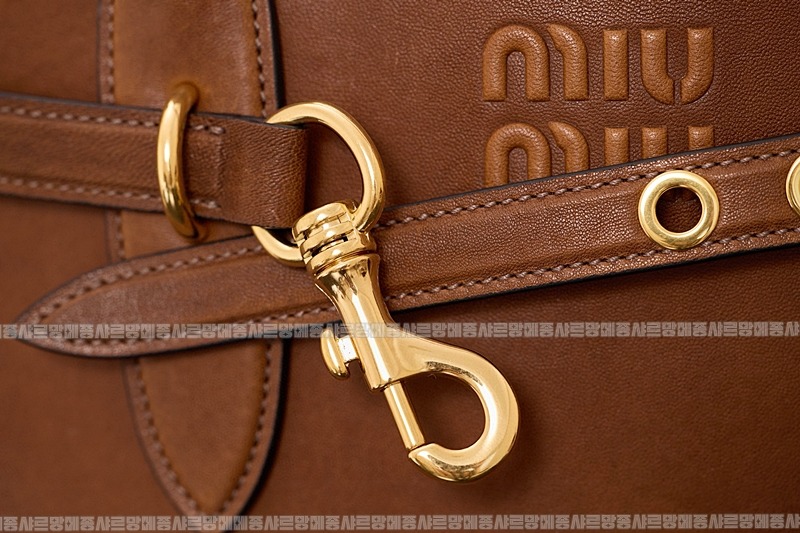 미우미우아방뛰르나파가죽백  20260316-111854-020루.jpg