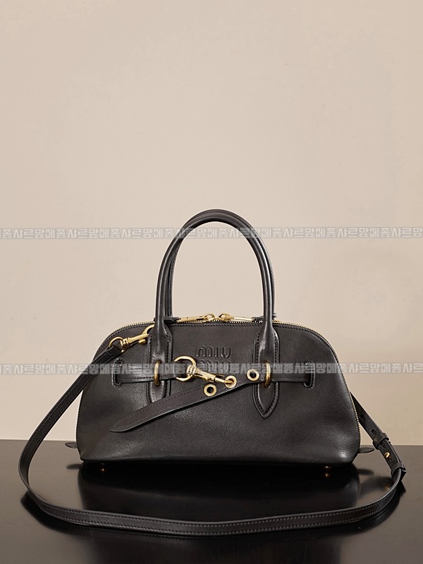 미우미우아방뛰르나파가죽백  20260316-123521-004루.jpg