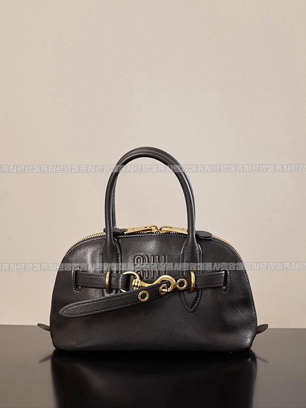 미우미우아방뛰르나파가죽백  20260316-125302-001루.jpg